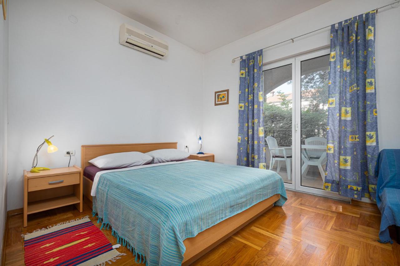 Ferienwohnung House Laura 200M From The Beach And The Center Poreč Exterior foto